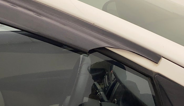 2013 Hyundai i20 ASTA 1.2, Petrol, Manual, 97,669 km, Driver-side door - Door visor damaged