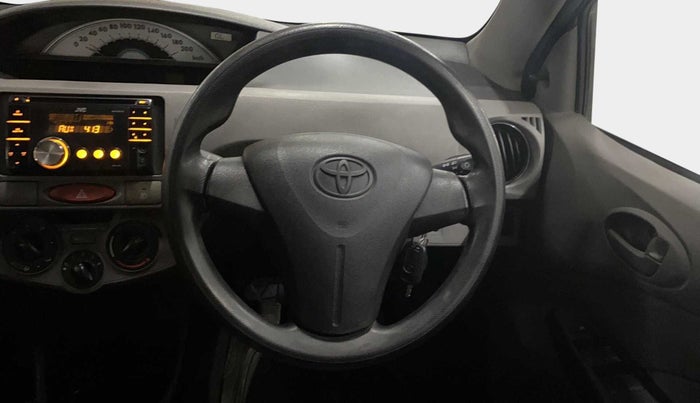 2011 Toyota Etios Liva G, Petrol, Manual, 64,980 km, Steering Wheel Close Up