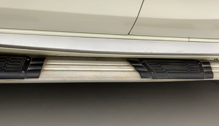2013 Nissan Terrano XL D PLUS, Diesel, Manual, 73,522 km, Left running board - Minor scratches