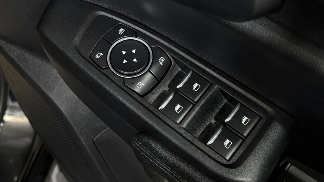2022 Ford Ranger Sport 3.0 (4x4), Automatic, 75253 km, Drivers Side Door Panel Controls