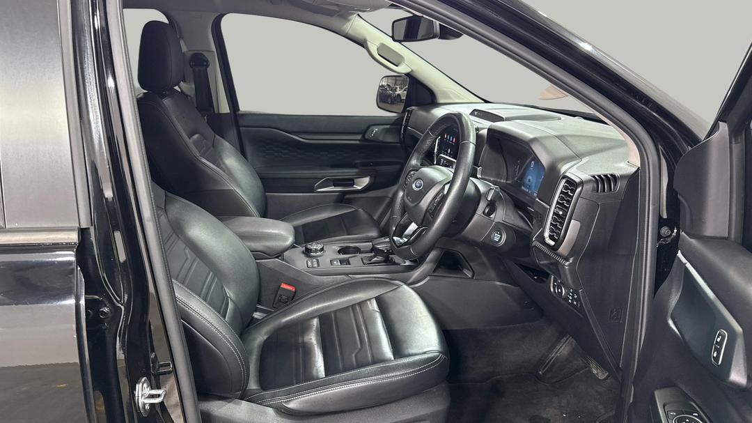 2022 Ford Ranger Sport 3.0 (4x4), Automatic, 75253 km, Right Side Front Door Cabin View