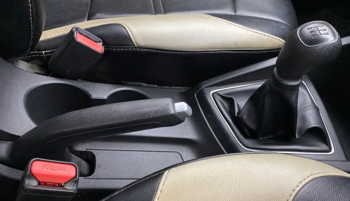 2014 Hyundai Elite i20 MAGNA 1.2, Petrol, Manual, 30,807 km, Gear Lever