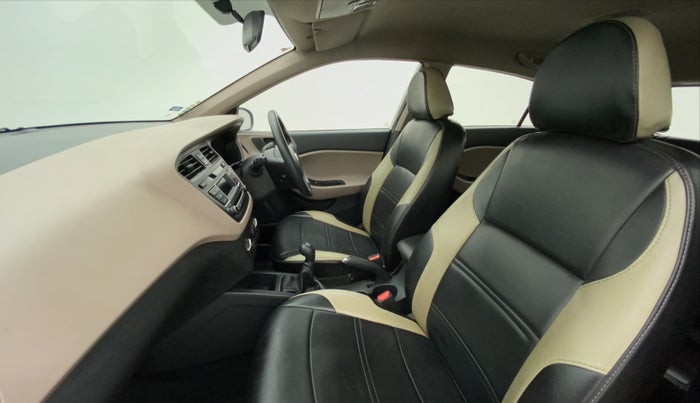 2014 Hyundai Elite i20 MAGNA 1.2, Petrol, Manual, 30,807 km, Right Side Front Door Cabin