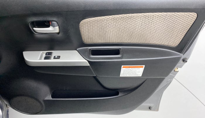 2014 Maruti Wagon R 1.0 LXI CNG, CNG, Manual, 71,276 km, Driver Side Door Panels Control