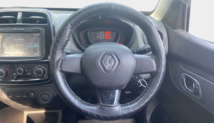 2018 Renault Kwid RXT 1.0 (O), Petrol, Manual, 16,841 km, Steering Wheel Close Up