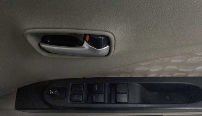 2016 Maruti Celerio ZXI, Petrol, Manual, 79,320 km, Driver Side Door Panels Control