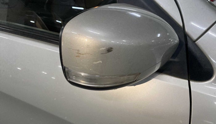 2016 Maruti Celerio ZXI, Petrol, Manual, 79,320 km, Right rear-view mirror - Slight misalignment