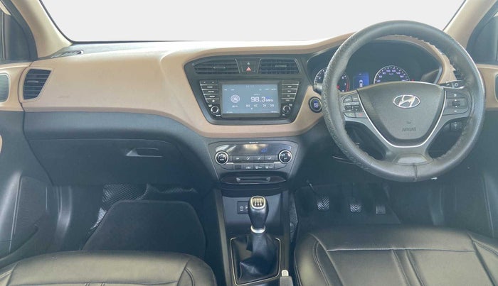 2017 Hyundai Elite i20 ASTA 1.2 (O), Petrol, Manual, 42,347 km, Dashboard