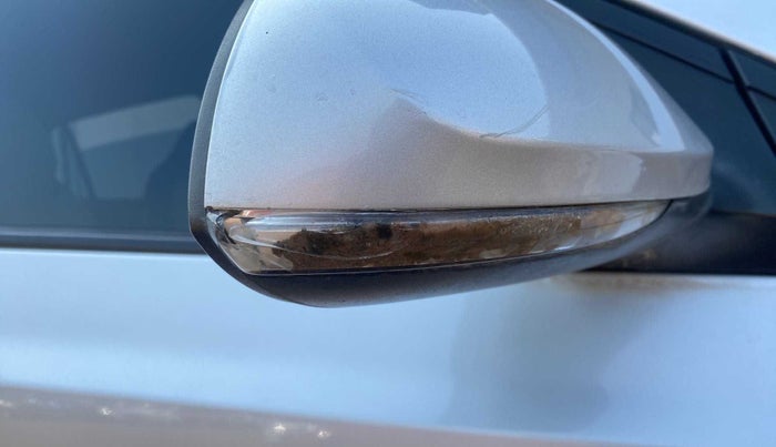 2014 Hyundai Grand i10 ASTA AT 1.2 KAPPA VTVT, Petrol, Automatic, 42,314 km, Right rear-view mirror - Indicator light has minor damage