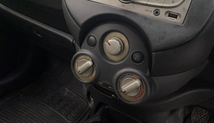 2013 Nissan Micra XV PETROL, Petrol, Manual, 68,524 km, AC Unit - Minor issue in the heater switch