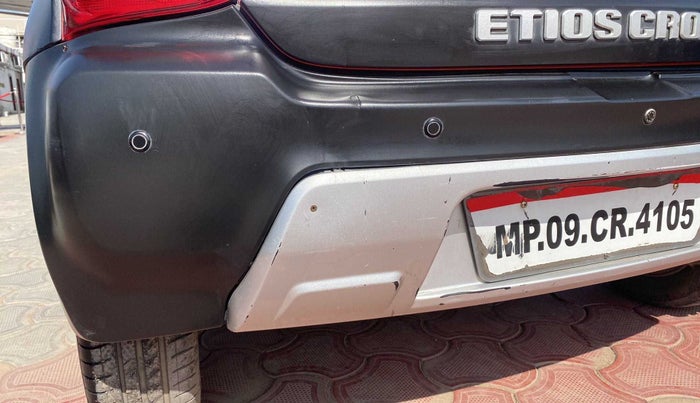 2015 Toyota Etios CROSS 1.4 VD, Diesel, Manual, 81,919 km, Rear bumper - Minor damage