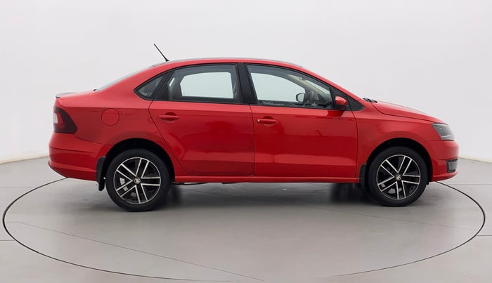 2018 Skoda Rapid STYLE 1.6 MPI AT, Petrol, Automatic, 1,12,715 km, Right Side View