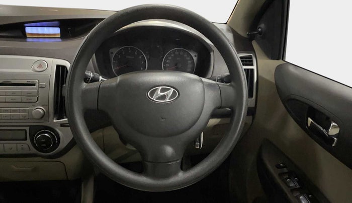 2011 Hyundai i20 MAGNA (O) 1.2, Petrol, Manual, 58,256 km, Steering Wheel Close Up