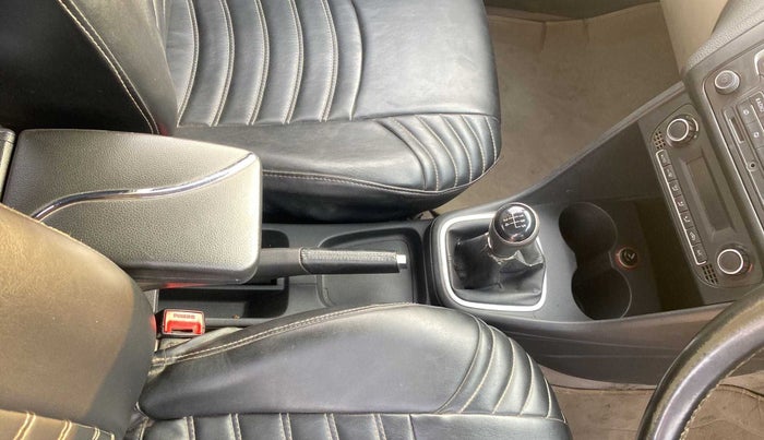 2014 Volkswagen Polo HIGHLINE DIESEL, Diesel, Manual, 98,519 km, Gear Lever