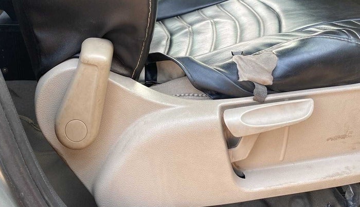 2014 Volkswagen Polo HIGHLINE DIESEL, Diesel, Manual, 98,519 km, Driver Side Adjustment Panel