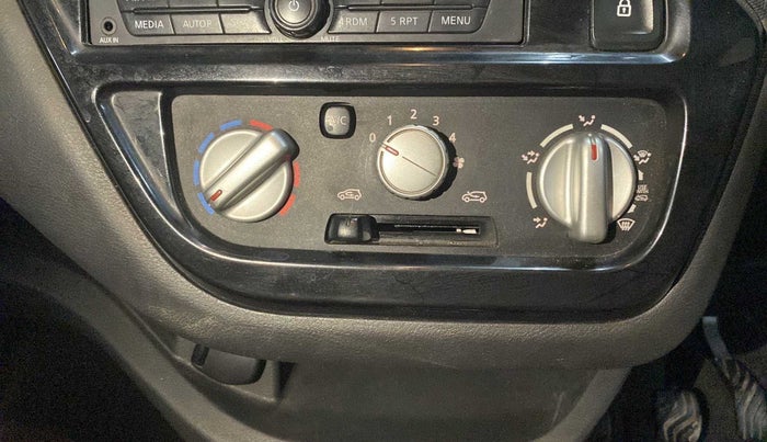 2018 Datsun Redi Go T (O), Petrol, Manual, 86,263 km, AC Unit - Directional switch has minor damage