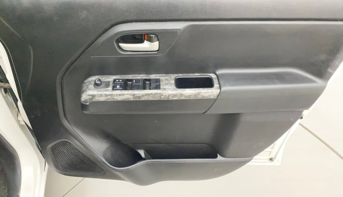 2019 Maruti New Wagon-R VXI 1.2, Petrol, Manual, 73,728 km, Driver Side Door Panels Control