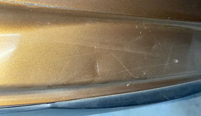 2017 Honda WR-V 1.5L I-DTEC S MT, Diesel, Manual, 1,09,387 km, Right C pillar - Minor scratches