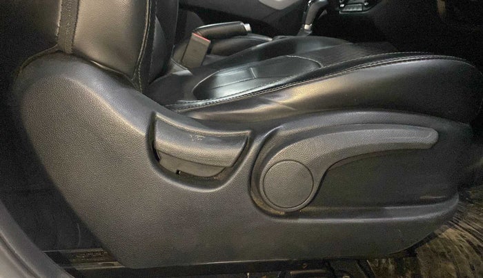 2019 Hyundai Creta SX AT 1.6 PETROL, Petrol, Automatic, 24,827 km, Driver Side Adjustment Panel