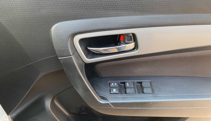 2021 Toyota URBAN CRUISER PREMIUM GRADE MT, Petrol, Manual, 6,509 km, Driver Side Door Panels Control