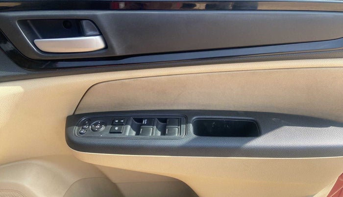 2019 Honda Amaze 1.2L I-VTEC V CVT, Petrol, Automatic, 26,724 km, Driver Side Door Panels Control
