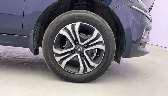 2022 Tata TIGOR XZ PLUS CNG, CNG, Manual, 23,015 km, Right Front Wheel