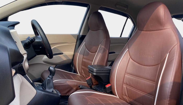 2019 Hyundai NEW SANTRO MAGNA, Petrol, Manual, 24,339 km, Right Side Front Door Cabin
