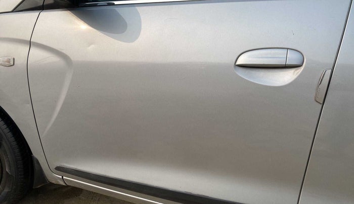 2019 Hyundai NEW SANTRO MAGNA, Petrol, Manual, 24,339 km, Front passenger door - Slightly dented