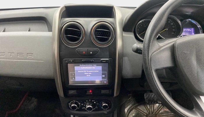 2018 Renault Duster RXS CVT, Petrol, Automatic, 57,139 km, Infotainment system - Parking sensor not working