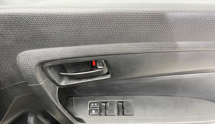 2020 Maruti Vitara Brezza LXI, Petrol, Manual, 28,671 km, Driver Side Door Panels Control