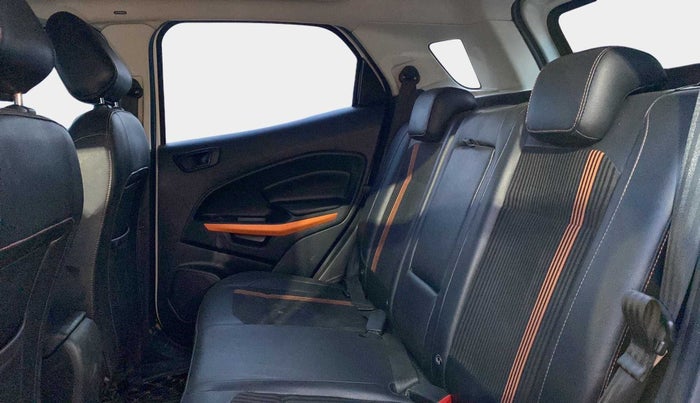 2019 Ford Ecosport TITANIUM 1.5L SPORTS(SUNROOF) DIESEL, Diesel, Manual, 25,721 km, Right Side Rear Door Cabin