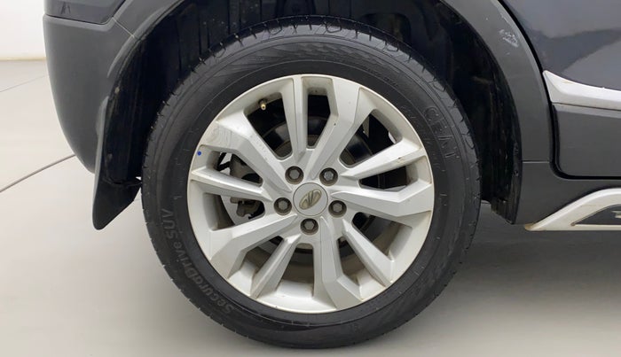 2019 Mahindra XUV300 W8 1.5 DIESEL, Diesel, Manual, 72,213 km, Right Rear Wheel