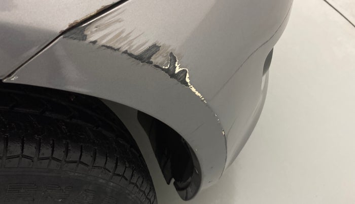 2013 Maruti Swift VXI, Petrol, Manual, 36,577 km, Front bumper - Minor scratches