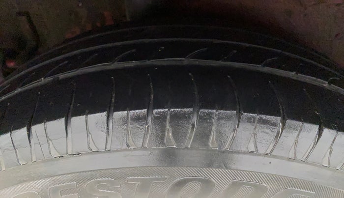 2015 Maruti Celerio ZXI, Petrol, Manual, 1,20,920 km, Right Rear Tyre Tread