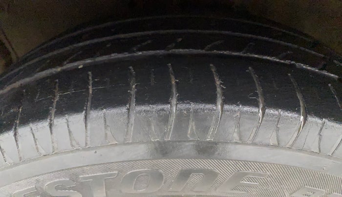 2015 Maruti Celerio ZXI, Petrol, Manual, 1,20,920 km, Left Front Tyre Tread