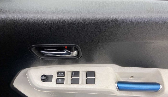 2018 Maruti IGNIS DELTA 1.2, Petrol, Manual, 66,877 km, Driver Side Door Panels Control