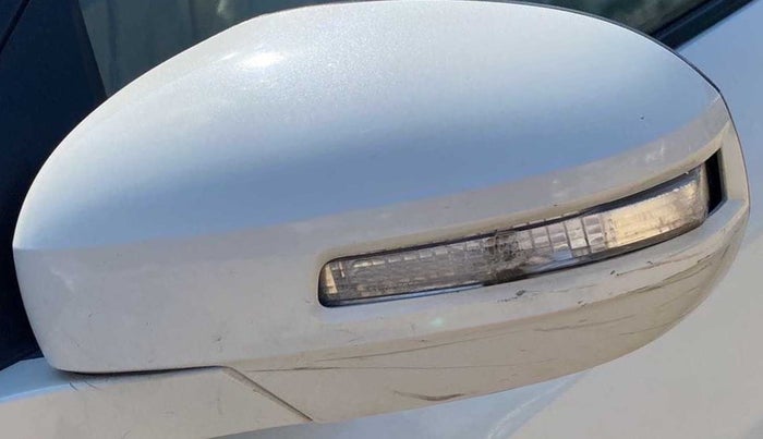 2012 Maruti Swift Dzire VXI, Petrol, Manual, 98,736 km, Left rear-view mirror - Indicator light not working