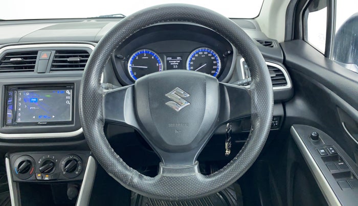 2015 Maruti S Cross SIGMA 1.3, Diesel, Manual, 83,594 km, Steering Wheel Close Up