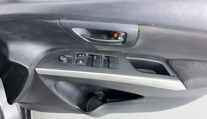 2015 Maruti S Cross SIGMA 1.3, Diesel, Manual, 83,594 km, Driver Side Door Panels Control