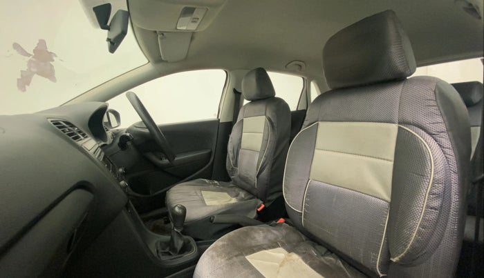 2015 Volkswagen Polo COMFORTLINE 1.2L, Petrol, Manual, 88,068 km, Right Side Front Door Cabin