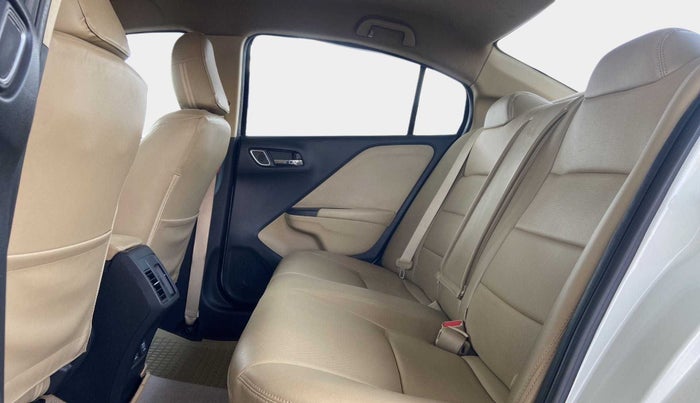 2018 Honda City 1.5L I-VTEC V MT, Petrol, Manual, 34,718 km, Right Side Rear Door Cabin