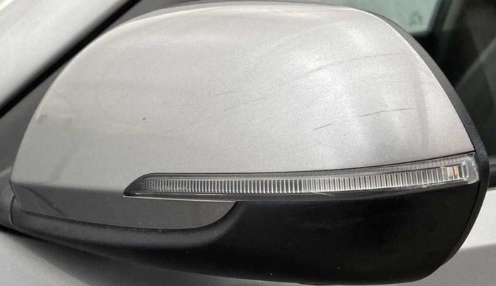 2020 KIA SONET HTK PLUS 1.5, Diesel, Manual, 64,930 km, Left rear-view mirror - Minor folding noise