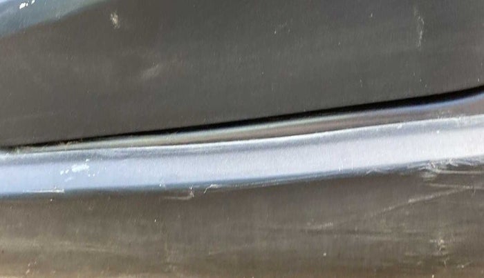 2018 Honda WR-V 1.2L I-VTEC S MT, Petrol, Manual, 74,147 km, Left running board - Cladding has minor damage