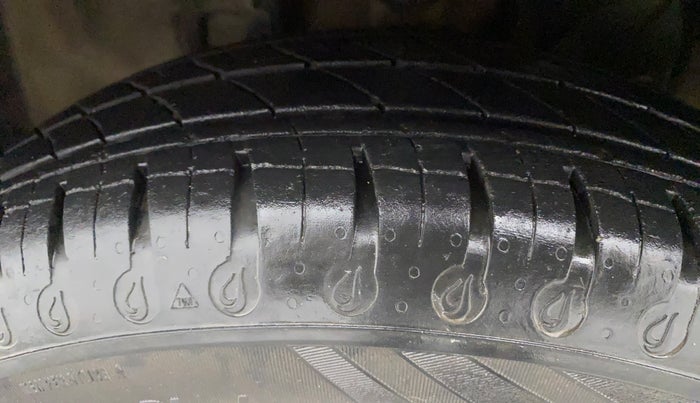 2020 Datsun Redi Go A, Petrol, Manual, 15,882 km, Left Front Tyre Tread