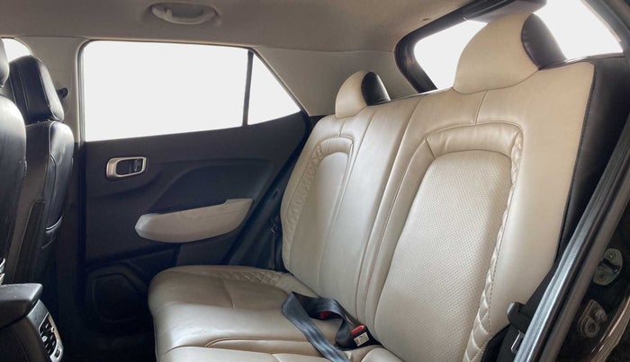 2022 Hyundai VENUE S PLUS 1.5 CRDI, Diesel, Manual, 10,451 km, Right Side Rear Door Cabin