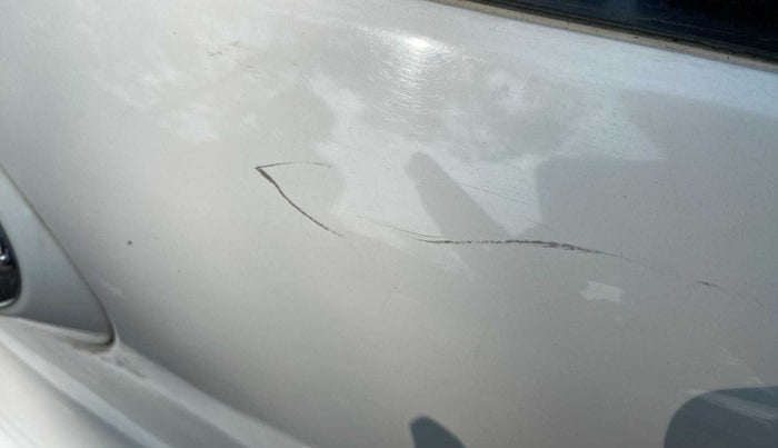 2018 Hyundai Grand i10 SPORTZ 1.2 KAPPA VTVT, Petrol, Manual, 69,250 km, Dicky (Boot door) - Minor scratches