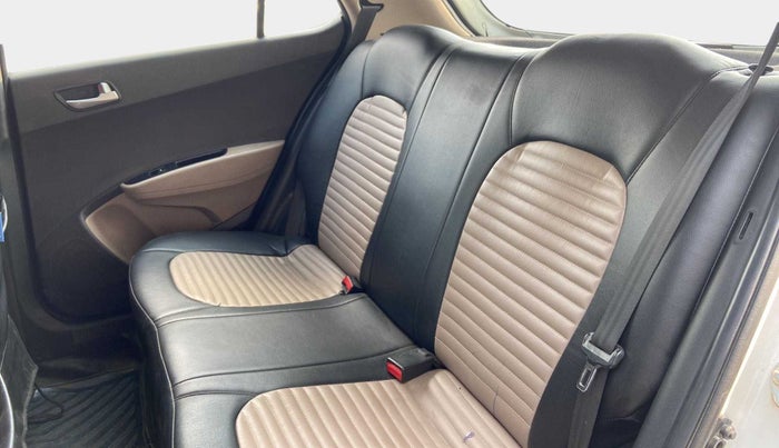 2018 Hyundai Grand i10 SPORTZ 1.2 KAPPA VTVT, Petrol, Manual, 69,250 km, Right Side Rear Door Cabin