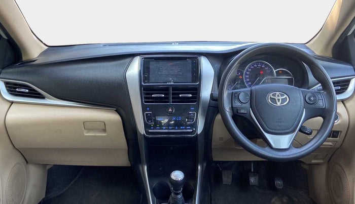2018 Toyota YARIS V MT, Petrol, Manual, 63,358 km, Dashboard