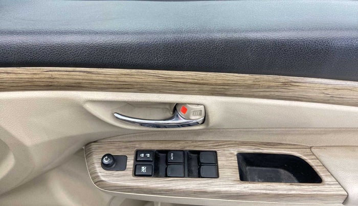 2019 Maruti Ciaz DELTA 1.5 SHVS MT PETROL, Petrol, Manual, 22,891 km, Driver Side Door Panels Control