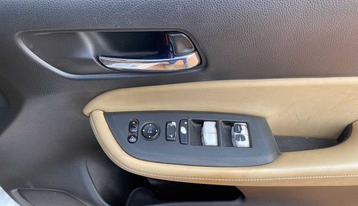 2020 Honda City 1.5L I-VTEC ZX CVT, Petrol, Automatic, 53,369 km, Driver Side Door Panels Control